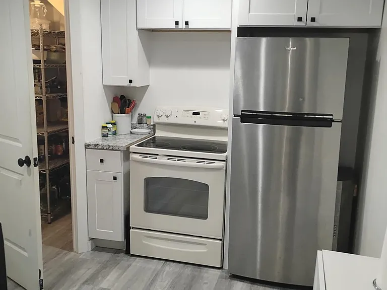 N Pioneer Dr — Photo 1