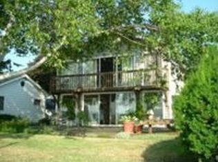 9 Beach St W, Waterford, CT 06385