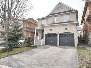 28 Fallharvest Ave, Brampton, ON L6Y 0P2