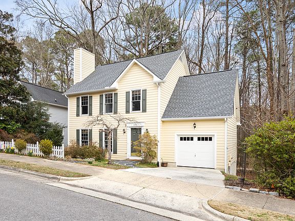 2nd image of 218 Oxford Hills Dr