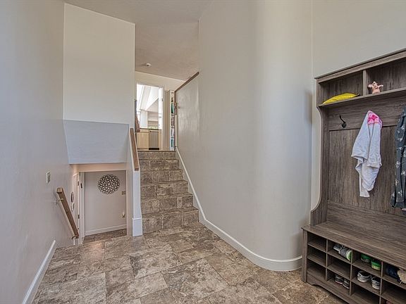 4th image of 30 Ashcroft Rd