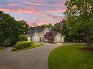 253 Cahaba Oaks Trl, Indian Springs, AL 35124