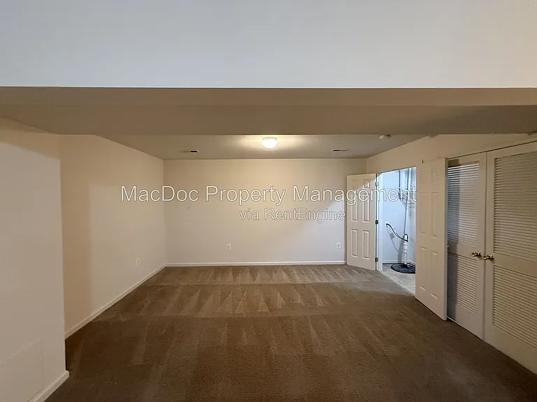 219 Merrill Ct — Photo 19