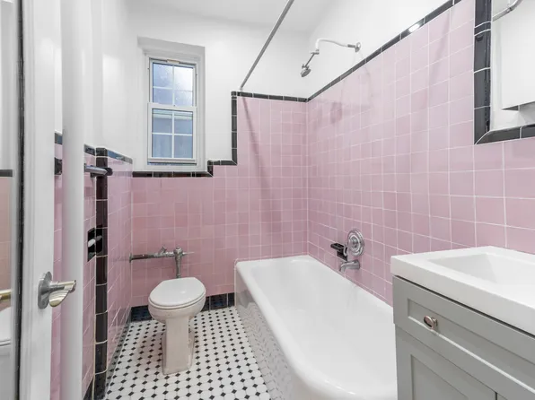 110-07 73rd Road image 11 of 14