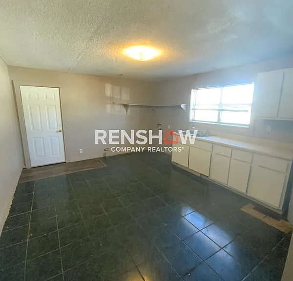 417 Elm St — Photo 10