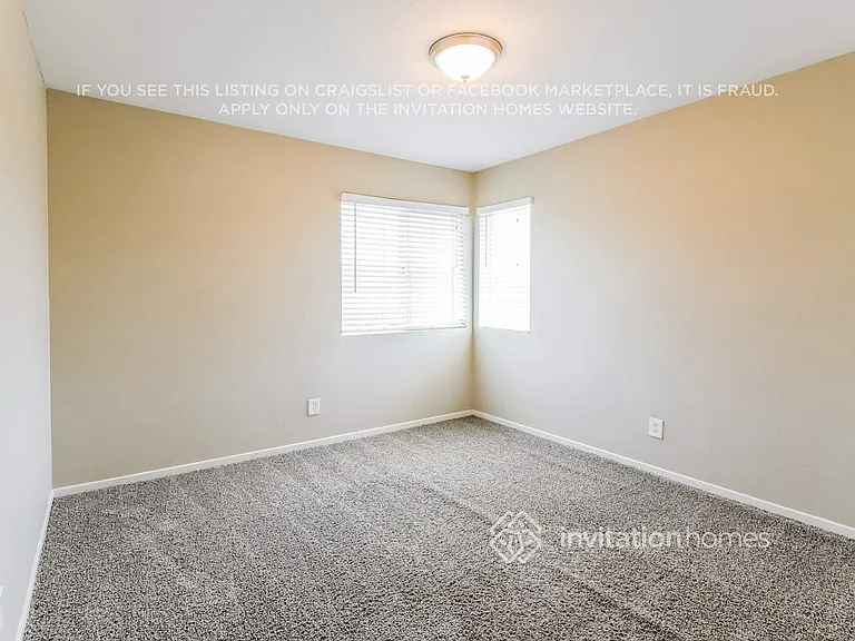 4421 Fall Ln — Photo 11