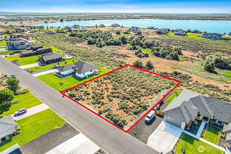 5th image of 8084 Dune Lake Road SE