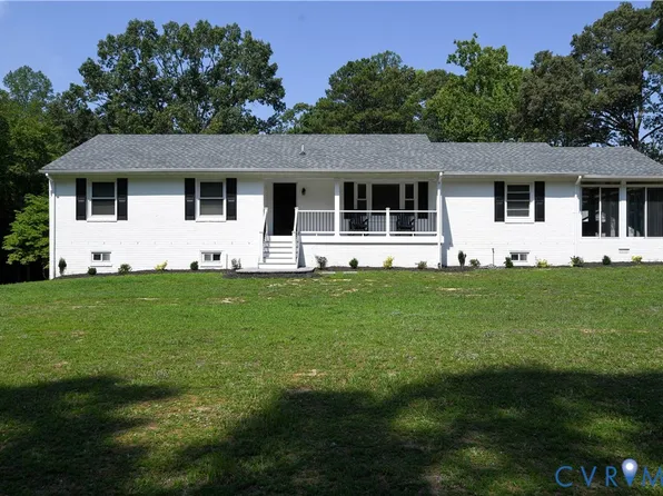 1448 Canterbury Rd, Saint Stephens Church, VA 23148