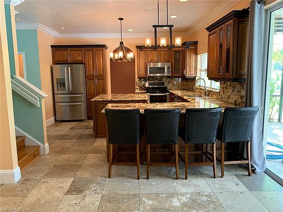3rd image of 9772 Blue Stone Cir