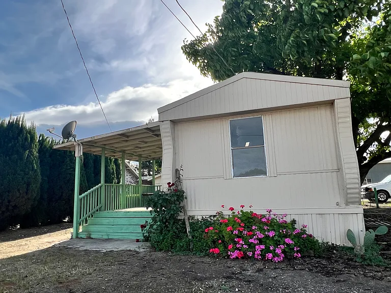 Bailey Rd — Photo 13