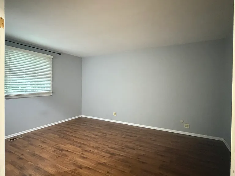 1525 Johnstown Ct — Photo 21