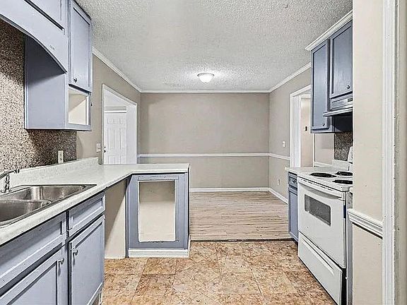 4th image of 4460 Marjorie Rd