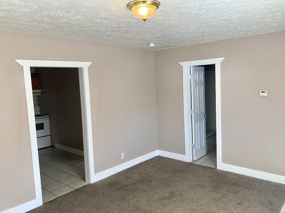 1st image of 805 7th Ave #2