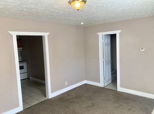805 7th Ave #2, Dodge City, KS 67801