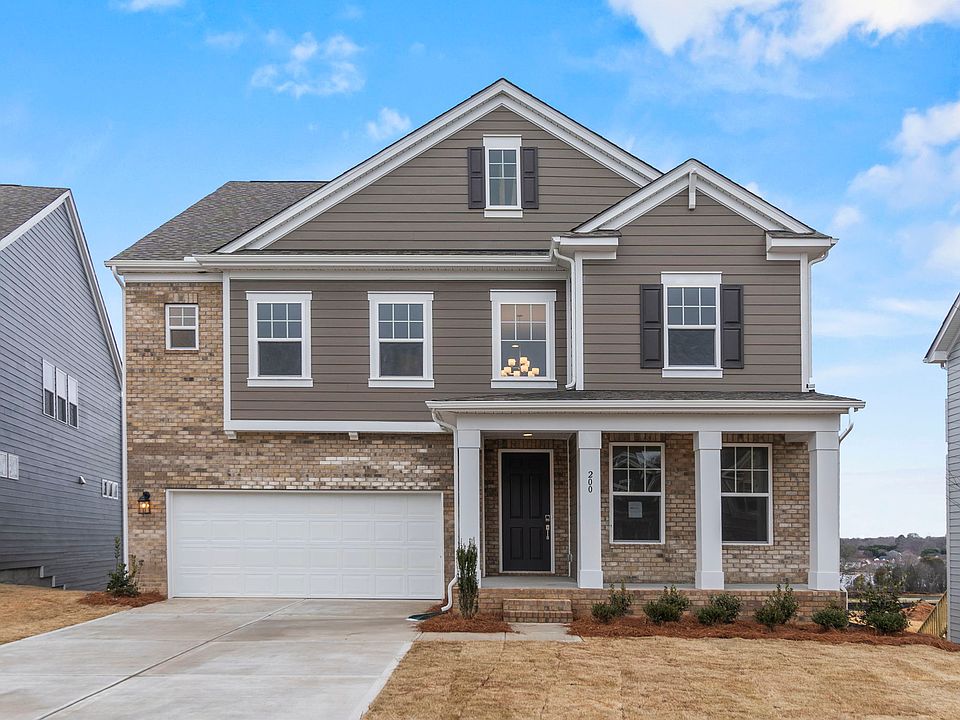 1st image of 200 Winterberry St