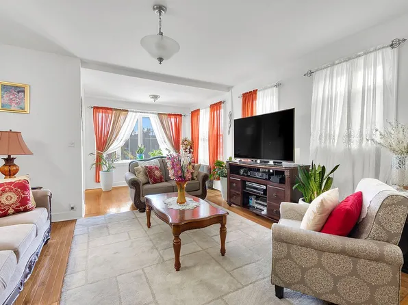 11721 Inwood St, Jamaica, NY 11436