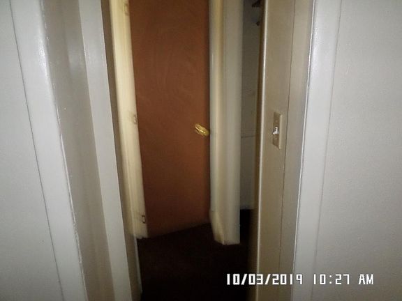 4th image of 108 W 5th Ave