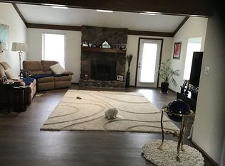 2858 Spring Water Dr, Saint Louis, MO 63129