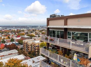 2323 SW Park Pl UNIT 1006, Portland, OR 97205