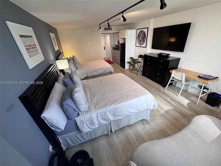 19201 Collins Ave #718 — Photo 6