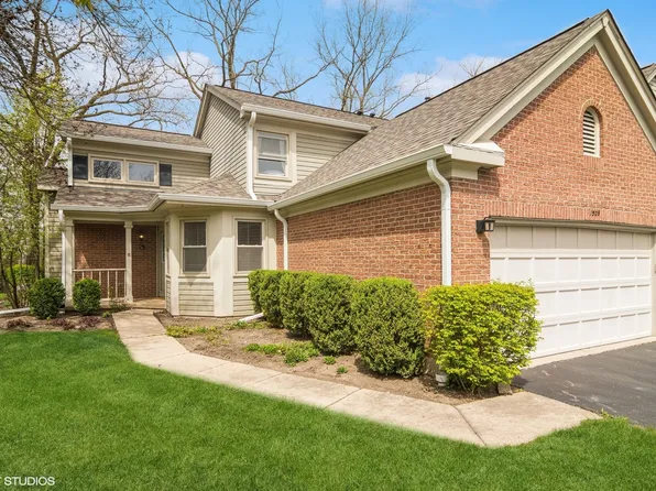 1509 Sheridan Ct #L, Wheeling, IL 60090