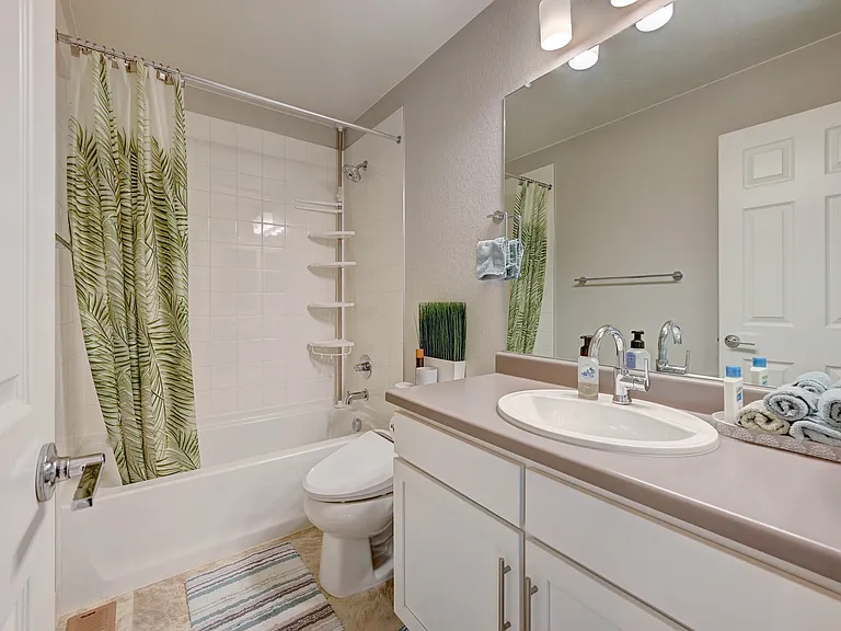 4713 Helena St — Photo 15