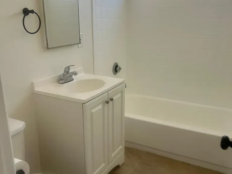 237 W 57th St #3A — Photo 2