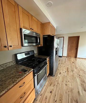 4th image of 2519 4th St NE APT 2