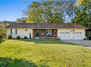 421 Laurel Ave, Poca, WV 25159