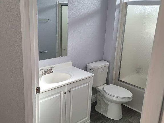 5th image of 13350 SW 9th St