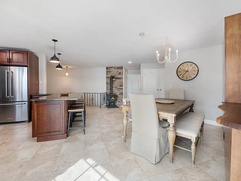 5 Chase Ln — Photo 8