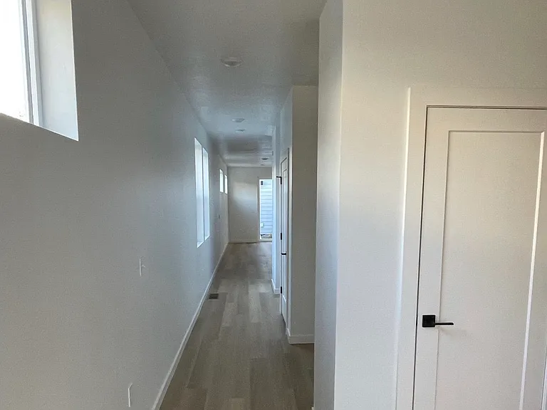 1530 S Denver Ave — Photo 9