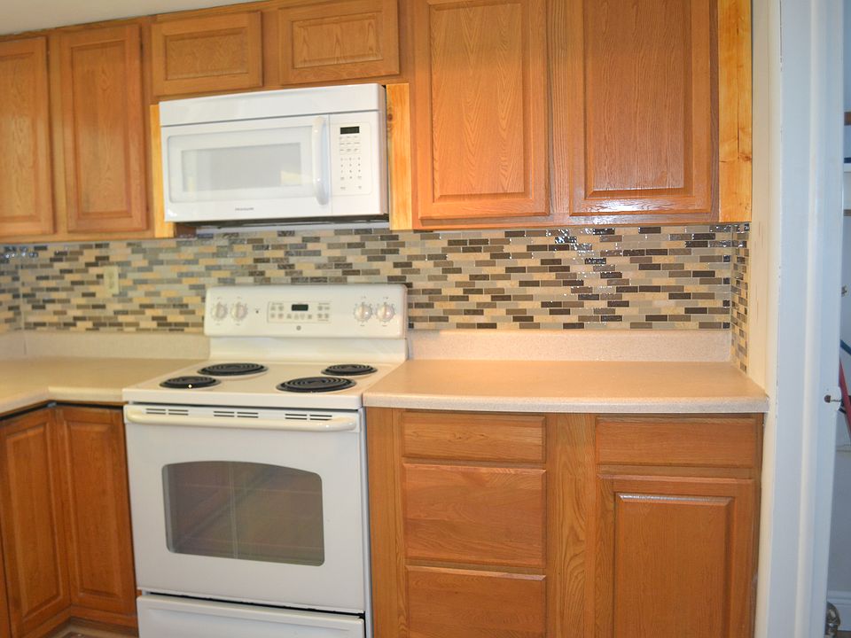 1st image of 4199 NW 52nd Ave