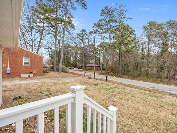 4th image of 118 Cherry St