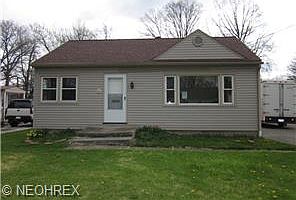 2nd image of 1536 Clemmens Ave