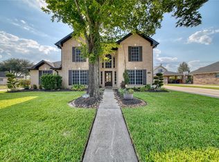 313 Torrey Ct, League City, TX 77573