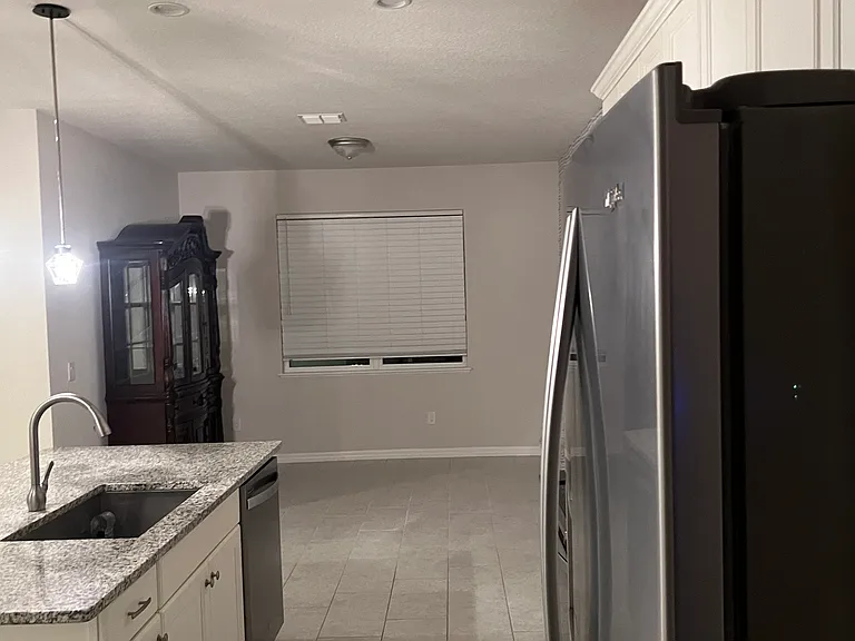 3601 Voyager Ln — Photo 5