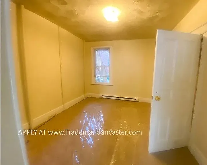 215 W Vine St #1 — Photo 6