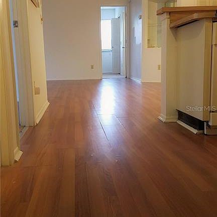 5th image of 2710 Oak Park Way #201