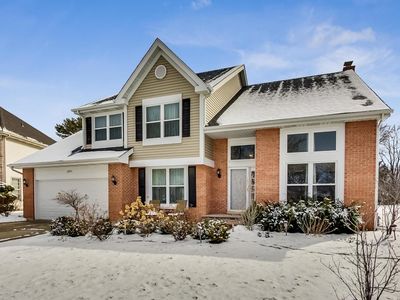 2895 Roslyn Ct E, Buffalo Grove, IL, 60089