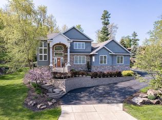 306 Rimrock Rd, Wausau, WI 54401