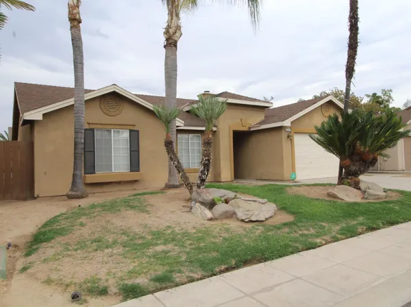 5233 E Harvest Ln, Fresno, CA 93725