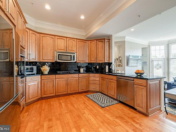 5th image of 5163 Brawner Pl