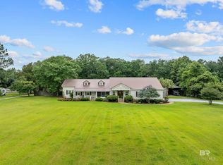 20011 Lawrence Rd, Fairhope, AL 36532