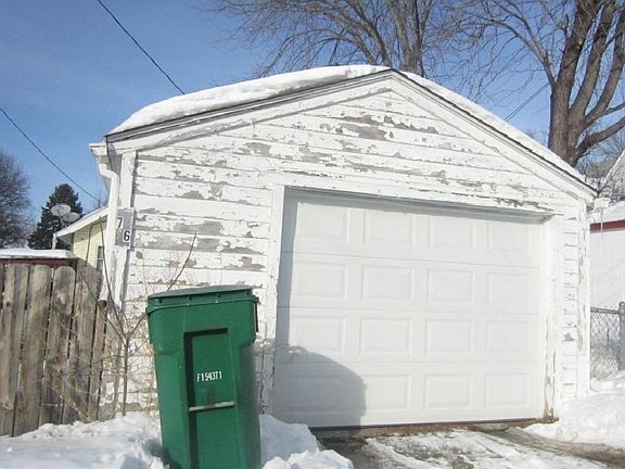 5th image of 76 Lawson Ave W