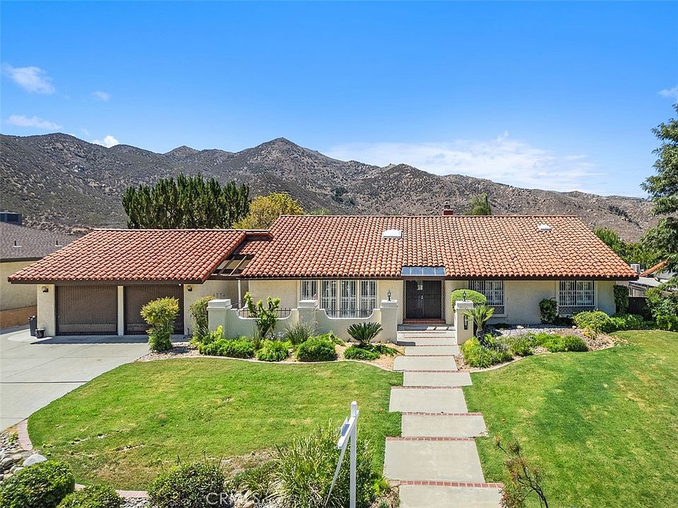 1st image of 43839 Mandarin Dr