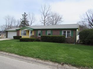 2 Terrace Ave, Danville, IL 61832