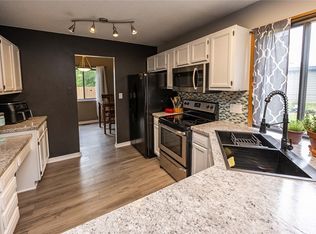 5309 Colt Dr, West Des Moines, IA 50266