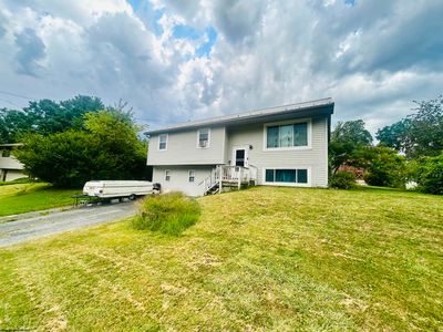 105 Sharon Ln, Kingwood, WV, 26537