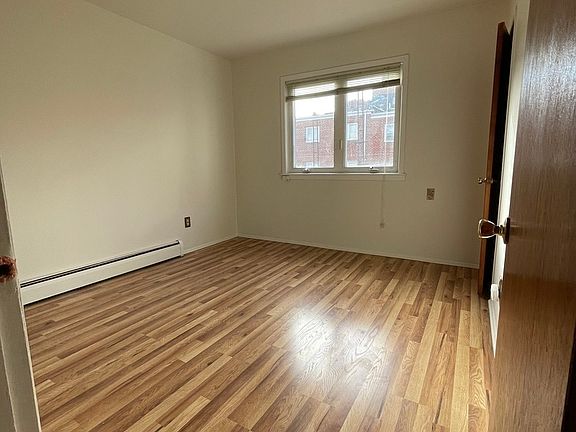 3rd image of 25-20 33rd St #2A